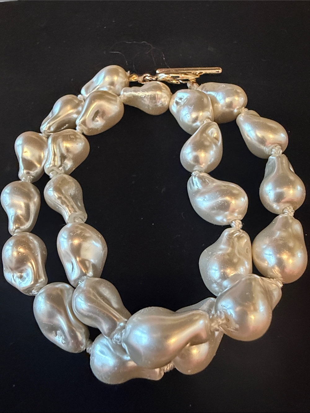 Pearlescent Baroque Bead Necklace - Cream